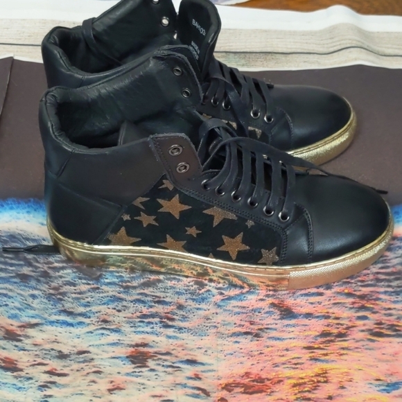 Badgley MISCHKA Garner Gold Stars High Tops - Picture 6 of 11